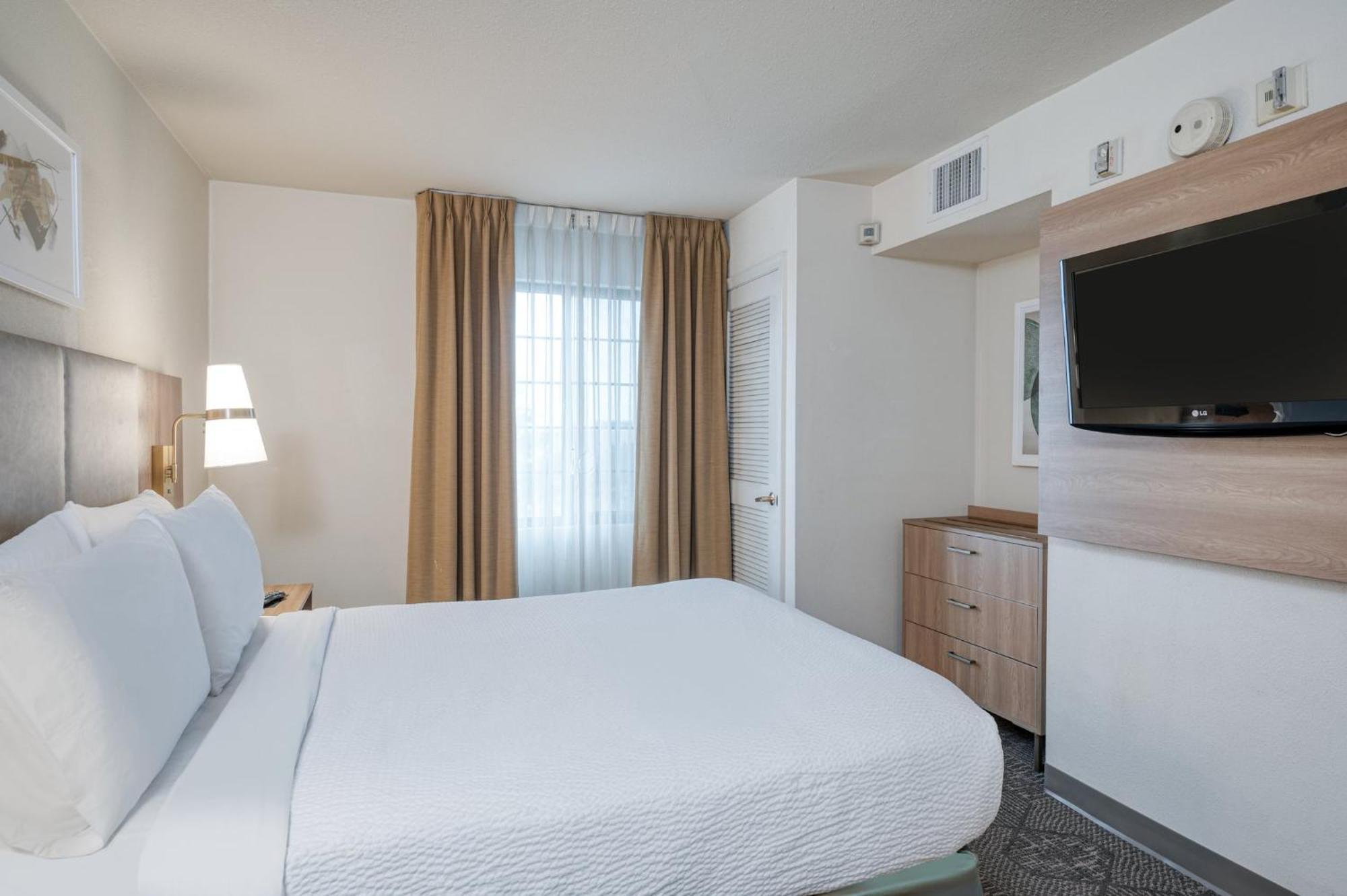 Staybridge Suites Allentown Airport Lehigh Valley By Ihg 外观 照片
